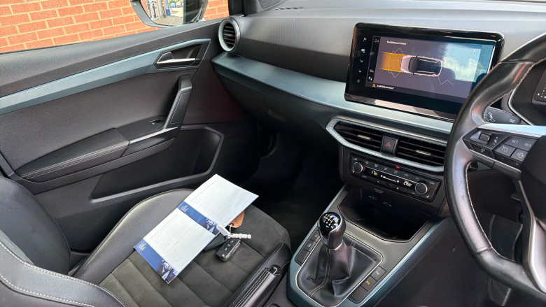 SEAT Arona 1.0 TSI 115 XPERIENCE Lux 5dr Petrol Hatchback